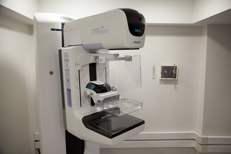 Badania w mobilnej pracowni mammograficznej LUX MED w marcu