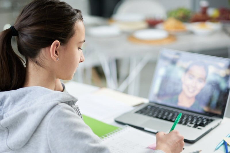 Jak dobrze zacząć studia? Poradnik dla pierwszorocznych