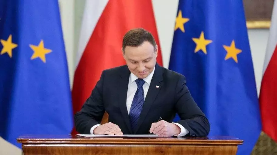 Prezydent Andrzej Duda podał termin wyborów do europarlamentu