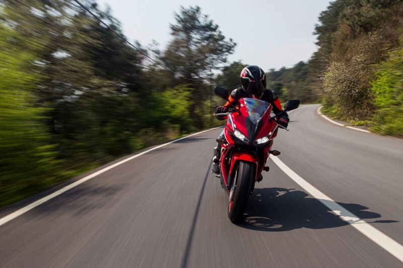 Ruszył sezon motocyklowy. Policjanci apelują o ostrożność