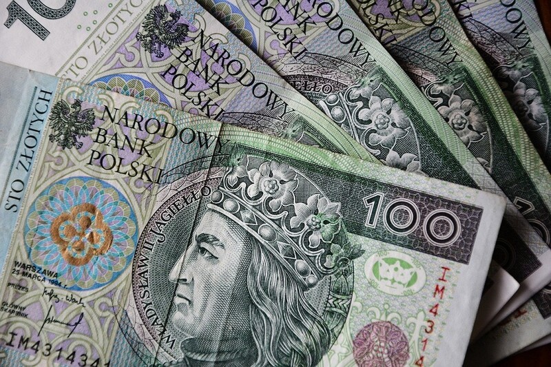 Znaleziono pieniądze w kwocie do 500 złotych. Czekają na właściciela